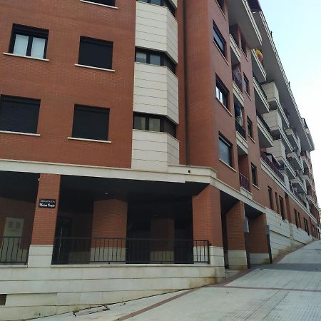Precioso Apartamento Con Terraza, Pistas De Padel Y Piscinas Apartment Castro Urdiales Bagian luar foto