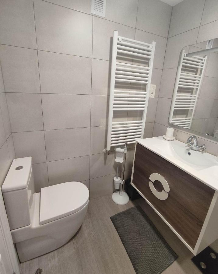 Precioso Apartamento Con Terraza, Pistas De Padel Y Piscinas Apartment Castro Urdiales Bagian luar foto